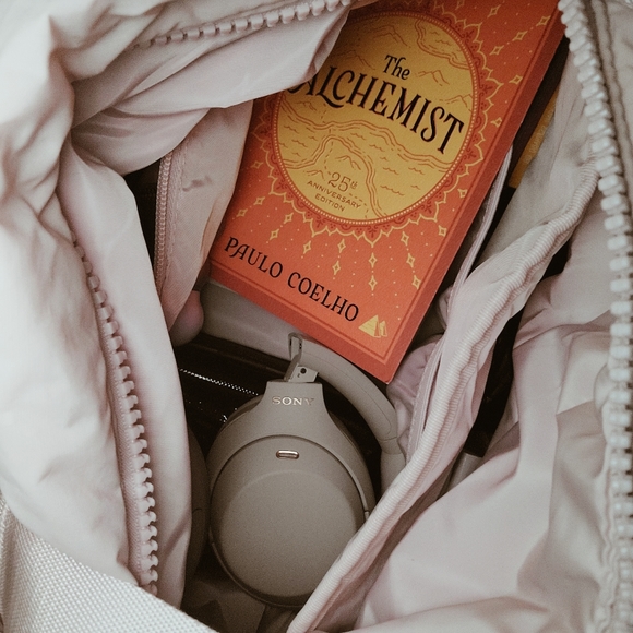 Meet your Posher, Courtney - Picture 3 of 3